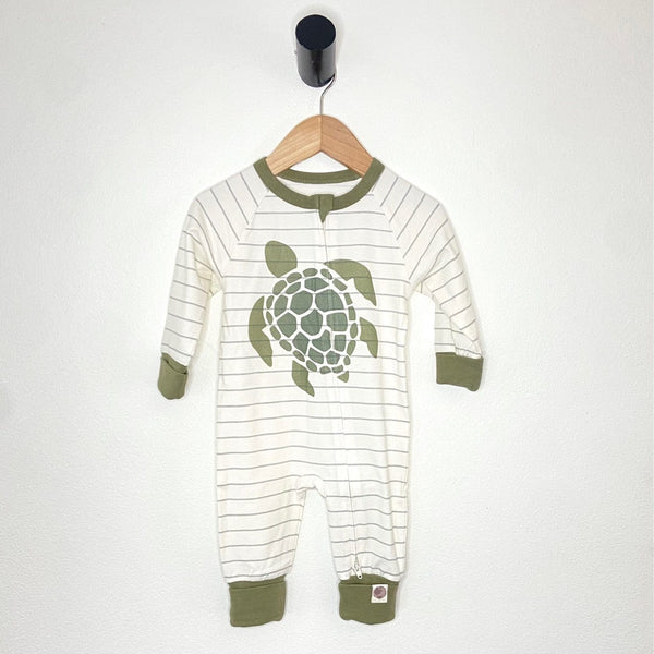 Sea Turtle Long Sleeve Non-Footed Coverall